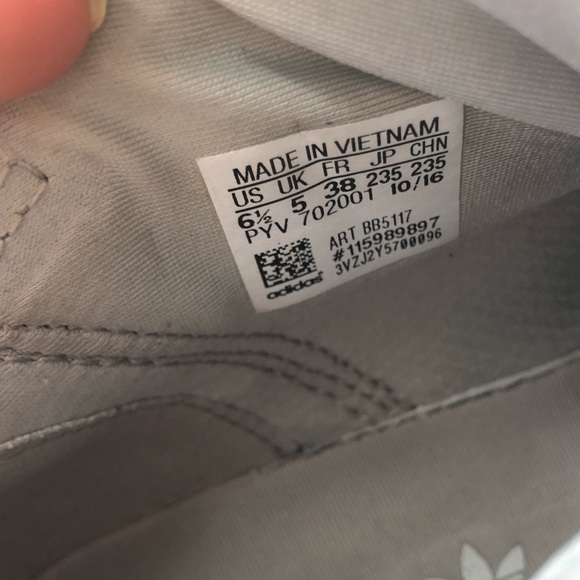 Adidas tubular sneakers size 6.5 - Picture 4 of 5